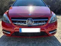 Usado Mercedes B180 109 CV (80 kW) 2014 Rojo Monovolumen