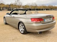 Usado BMW 330 Cabriolet 272 CV (200 kW) 2007 Gris / plata Descapotable