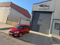 Occasion Skoda Fabia 90 PK (66 kW) 2011 Rood Sedan