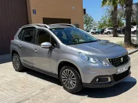 Usado Peugeot 2008 Active 100 CV (73 kW) 2016 Gris / plata SUV