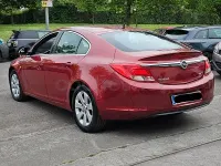 Usado Opel Insignia Edition 160 CV (117 kW) 2010 Granate Berlina