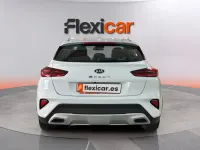 Usado Kia XCeed 120 CV (88 kW) 2019 Negro SUV