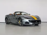 Usado Ferrari Portofino 620 CV (456 kW) 2022 Grigio titanio Descapotable