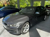 Usado BMW 318 Comfort Edition 143 CV (105 kW) 2013 Gris / plata Familiar
