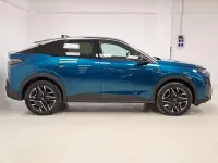 Usado Peugeot 3008 GT 145 CV (106 kW) 2025 Azul SUV