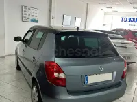 Usado Skoda Fabia Ambition 85 CV (62 kW) 2012 Azul Familiar