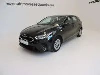 Usado Kia Ceed 120 CV (88 kW) 2018 Negro Utilitario