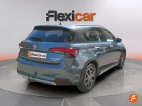 Usado Fiat Tipo Cross 99 CV (72 kW) 2021 Gris Utilitario