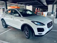 Usado Jaguar E-Pace R-Dynamic 180 CV (132 kW) 2019 Blanco SUV