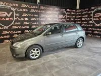 Usado Toyota Corolla Sol 110 CV (80 kW) 2002 Gris / plata Berlina