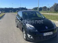 Usado Renault Scénic III Bose Edition 130 CV (95 kW) 2011 Negro Monovolumen