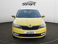 Usado Skoda Rapid Ambition 86 CV (63 kW) 2014 Amarillo Berlina