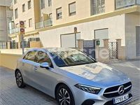 Usado Mercedes A200 163 CV (119 kW) 2024 Gris / plata Berlina