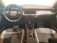 Usado Skoda Kamiq Selection 115 CV (84 kW) 2025 Blanco SUV