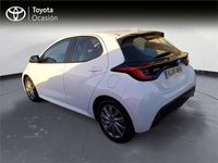Usado Toyota Yaris Hybrid Active 116 CV (85 kW) 2022 Monovolumen