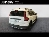 Usado Dacia Jogger Extreme 100 CV (73 kW) 2022 Blanco Monovolumen