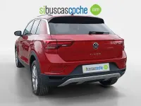 Usado VW T-Roc Life 150 CV (110 kW) 2024 Rojo SUV