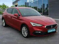 Używany Seat Leon XCELLENCE 150 KM (110 kW) 2021 Czerwony Hatchback