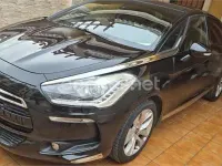 Usado Citroën DS5 181 CV (133 kW) 2015 Negro Utilitario