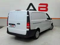 Usado Mercedes Vito 136 CV (100 kW) 2021 Blanco Van