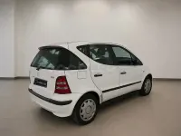 Usado Mercedes A160 Classic 75 CV (55 kW) 2003 Blanco Utilitario