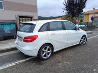 Usado Mercedes B200 136 CV (100 kW) 2013 Blanco Monovolumen