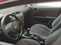 Usado Seat Leon Ecomotive 105 CV (77 kW) 2008 Rojo Utilitario