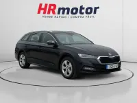 Usado Skoda Octavia Ambition 150 CV (110 kW) 2022 Negro Utilitario