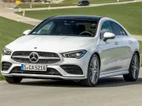 Usado Mercedes CLA180 136 CV (100 kW) 2020 Blanco Coupe