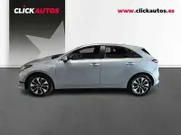Usado Kia Ceed 100 HP (73 kW) 2025 Cinzento Citadino