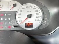 Usado Renault Mégane Coupé 140 CV (102 kW) 2000 Gris / plata Coupe