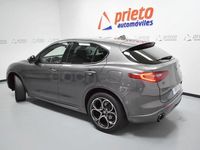 Usado Alfa Romeo Stelvio Veloce 210 CV (154 kW) 2022 Gris / plata SUV