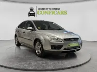 Usado Ford Focus Trend 109 CV (80 kW) 2006 Gris / plata Berlina