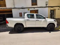 Usado Toyota HiLux 150 CV (110 kW) 2022 Blanco Pickup/Camioneta