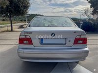 Usado BMW 530 184 CV (135 kW) 2001 Gris / plata Berlina