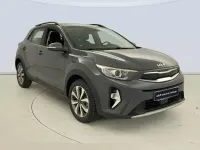 Usado Kia Stonic 101 CV (74 kW) 2021 Gris SUV