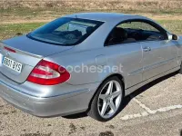 Usado Mercedes CLK320 Avantgarde 218 CV (160 kW) 2003 Gris / plata Coupe
