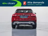 Usado Mercedes GLA180 122 CV (89 kW) 2019 Rojo SUV