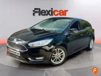 Usado Ford Focus ST-Line 125 CV (91 kW) 2017 Negro Berlina
