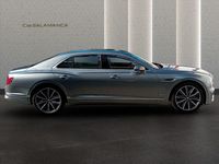 Usado Bentley Flying Spur 551 CV (405 kW) 2024 Gris metalizado Berlina