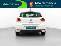 Usado Seat Ibiza Style 110 CV (80 kW) 2022 Blanco Utilitario