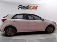 Usado Kia Rio 84 CV (61 kW) 2022 Blanco Utilitario