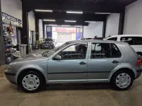 Usado VW Golf IV Conceptline 105 CV (77 kW) 2003 Gris / plata Berlina