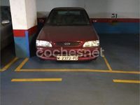 Usado Ford Escort 90 CV (66 kW) 1994 Rojo Berlina