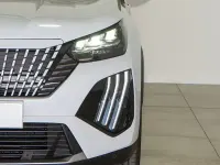 Usado Peugeot e-2008 Active 114 kW (156 CV) 2023 Blanco SUV