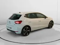 Usado Seat Ibiza FR 150 CV (110 kW) 2024 Blanco Berlina
