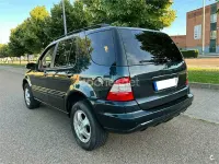 Usado Mercedes ML320 218 CV (160 kW) 2002 Azul SUV