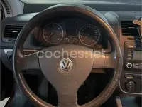 Usado VW Golf IV Sportline 140 CV (102 kW) 2004 Rojo Berlina