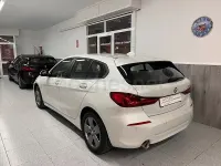Usado BMW 118 136 CV (100 kW) 2022 Blanco Berlina