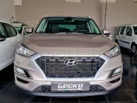 Usado Hyundai Tucson 132 CV (97 kW) 2019 Beige SUV